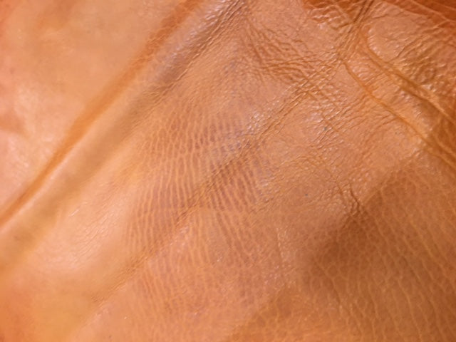 Blattwerk Mahogany horse hide